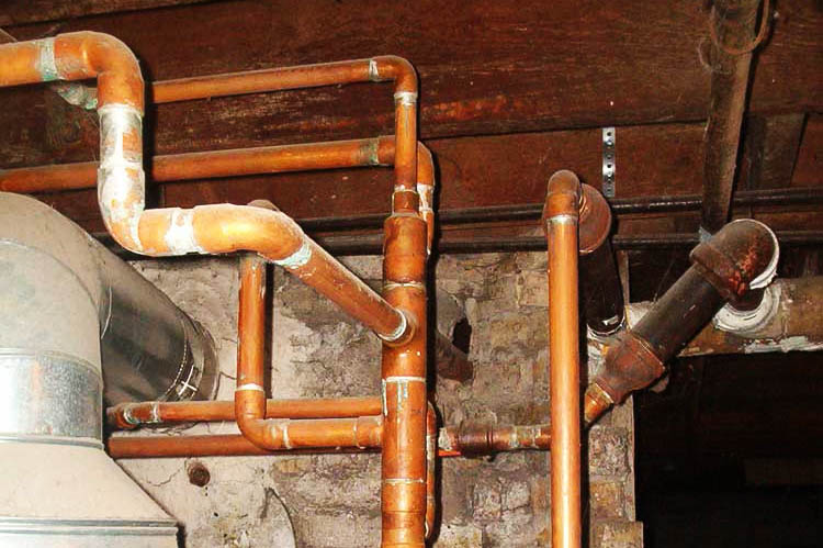 Why You Should Replace Your Old Plumbing Pipes Today